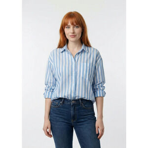 Stylish Old Navy The Boyfriend Shirt Size L Striped Button-Up Hi-Low